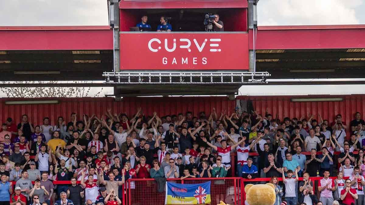 If nothing else, the Will Grigg debacle in 2016 had us thinking – what are the best Stevenage songs that set the airwaves alight?